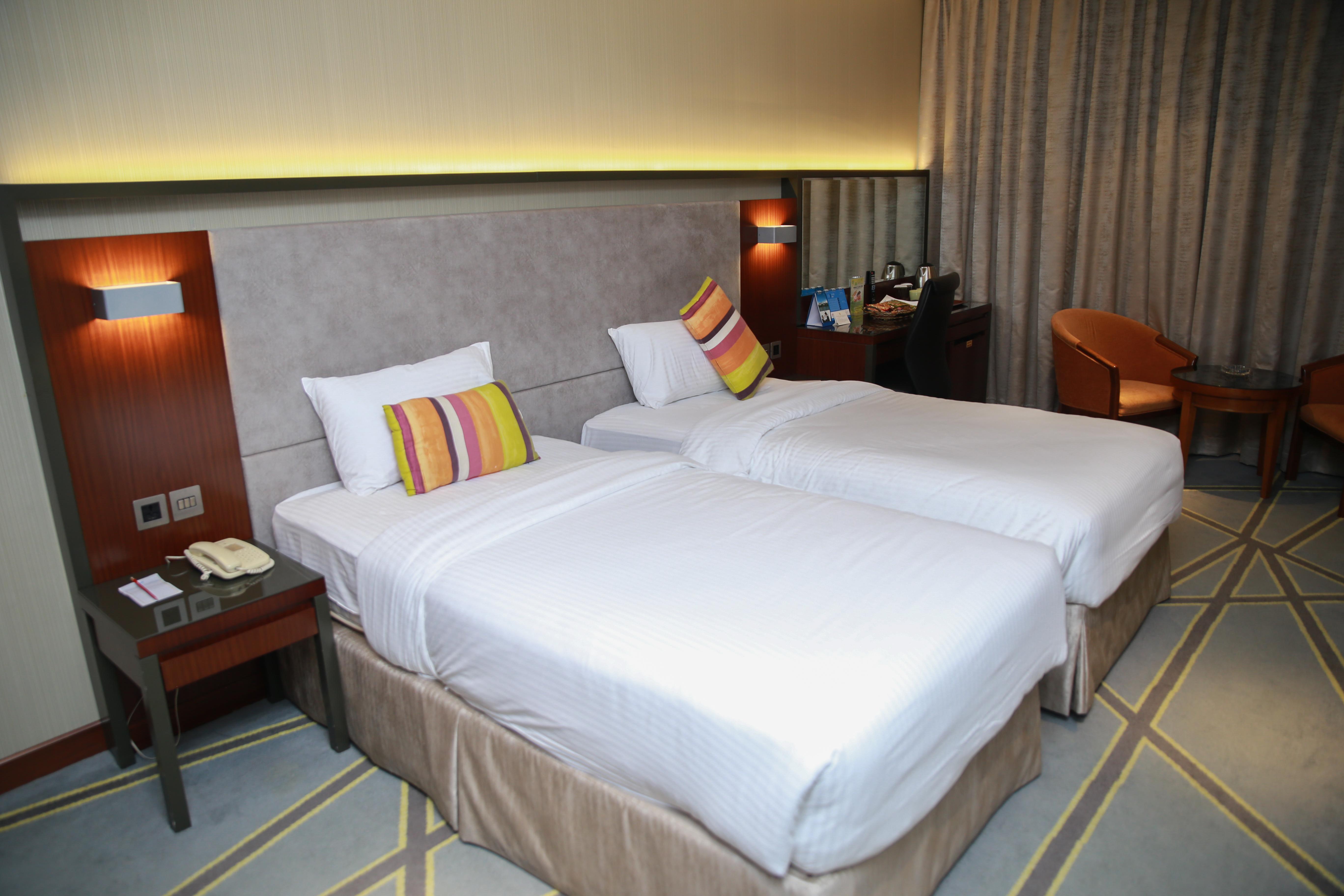Versailles By Vieras Hotel Dubai Dış mekan fotoğraf