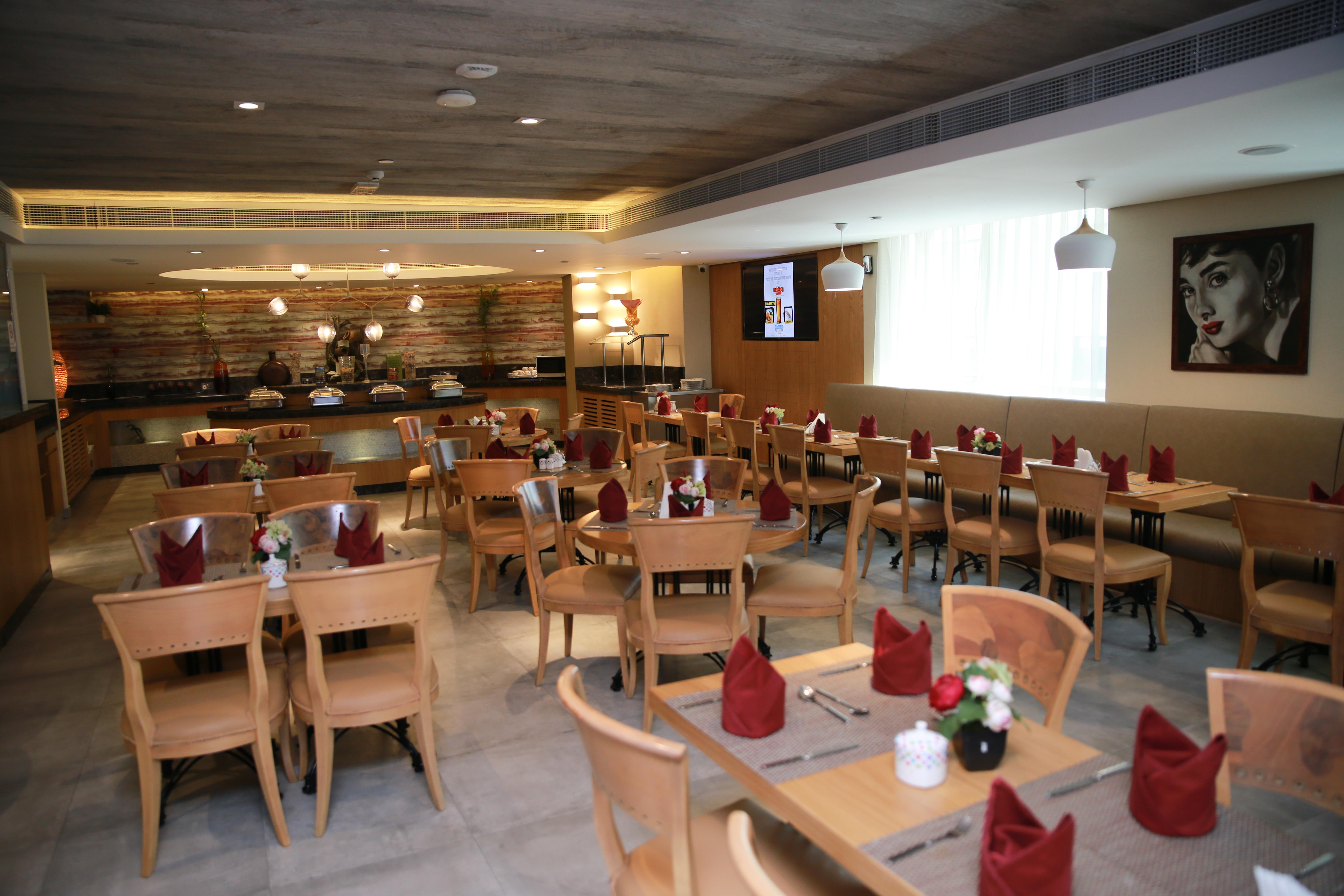 Versailles By Vieras Hotel Dubai Dış mekan fotoğraf